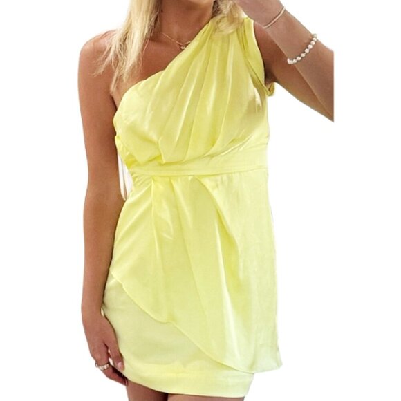 BCBGeneration Lovely One Shoulder Party Dress Cocktail Mini Dress Size 2 - Picture 7 of 7